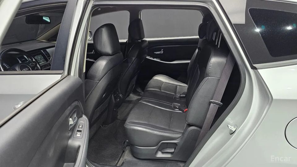 Kia Carens