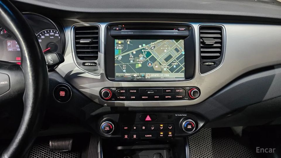 Kia Carens