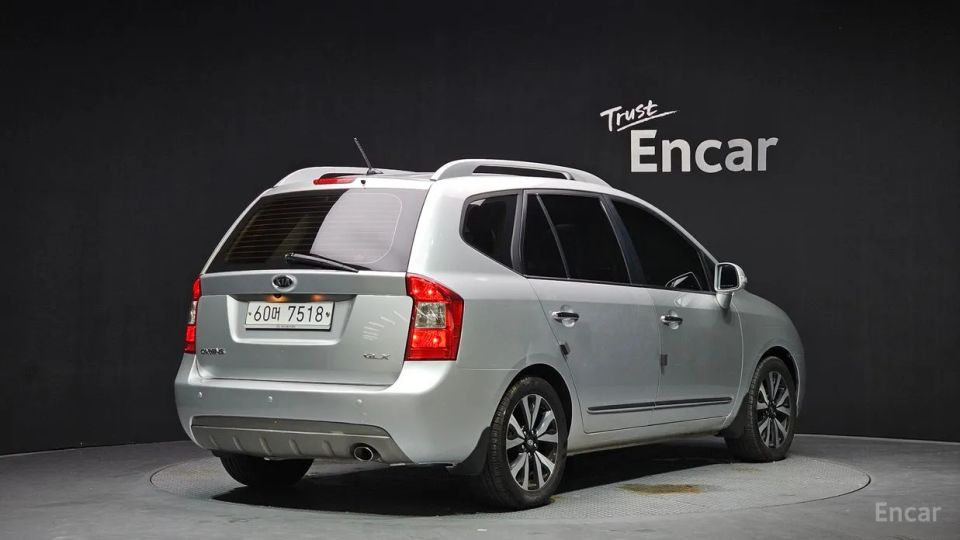 Kia Carens