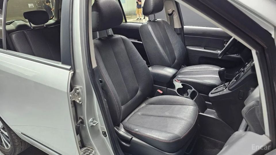 Kia Carens