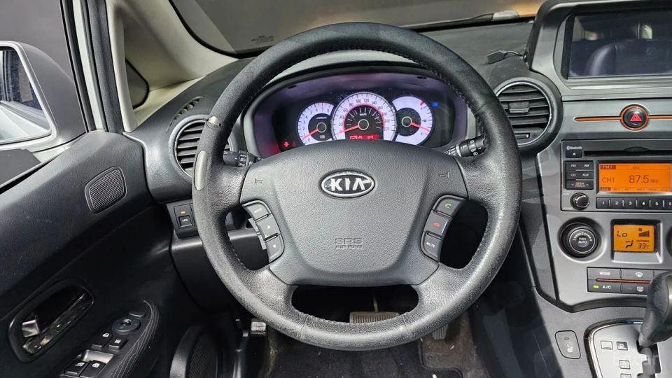 Kia Carens
