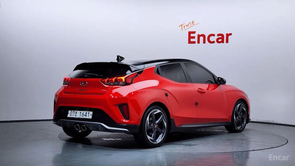 Hyundai Veloster