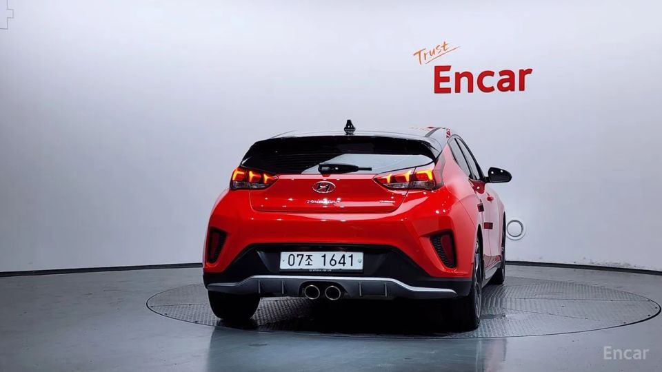 Hyundai Veloster