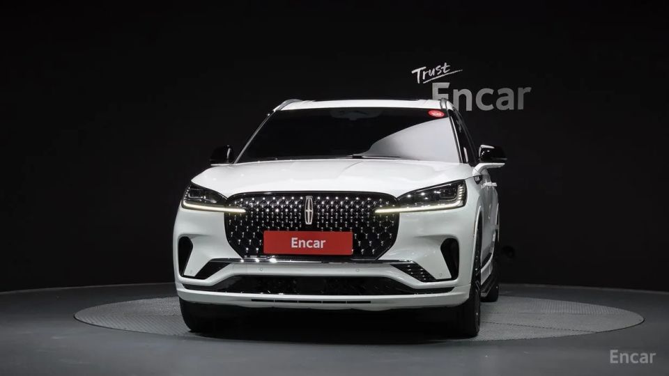 Lincoln Aviator