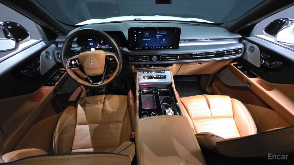Lincoln Aviator