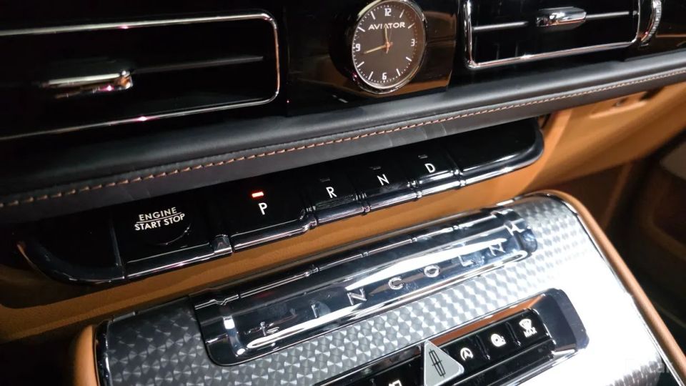 Lincoln Aviator