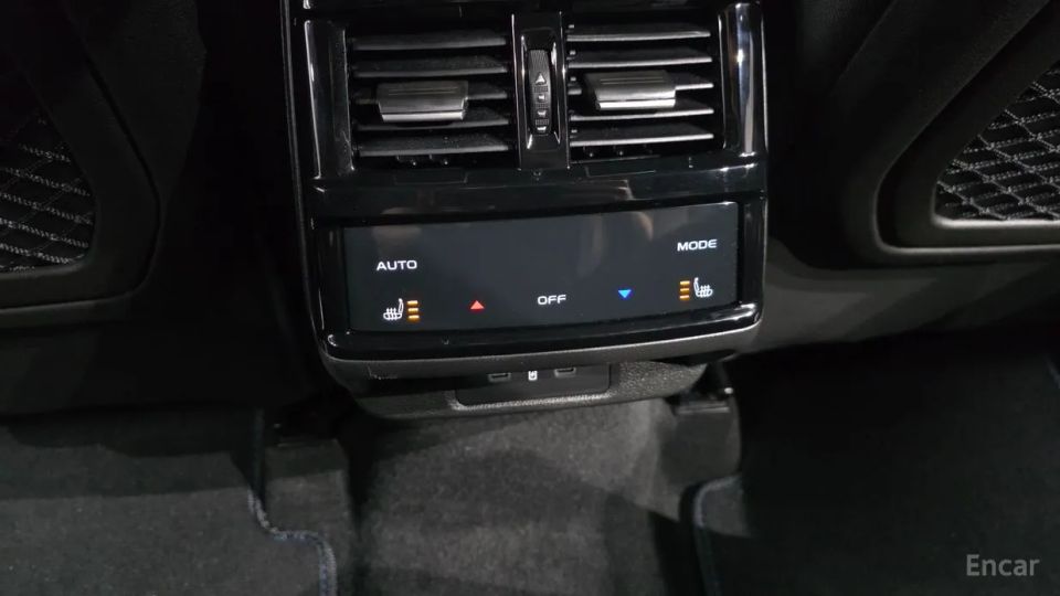 Renault-KoreaSamsung Grand Koleos