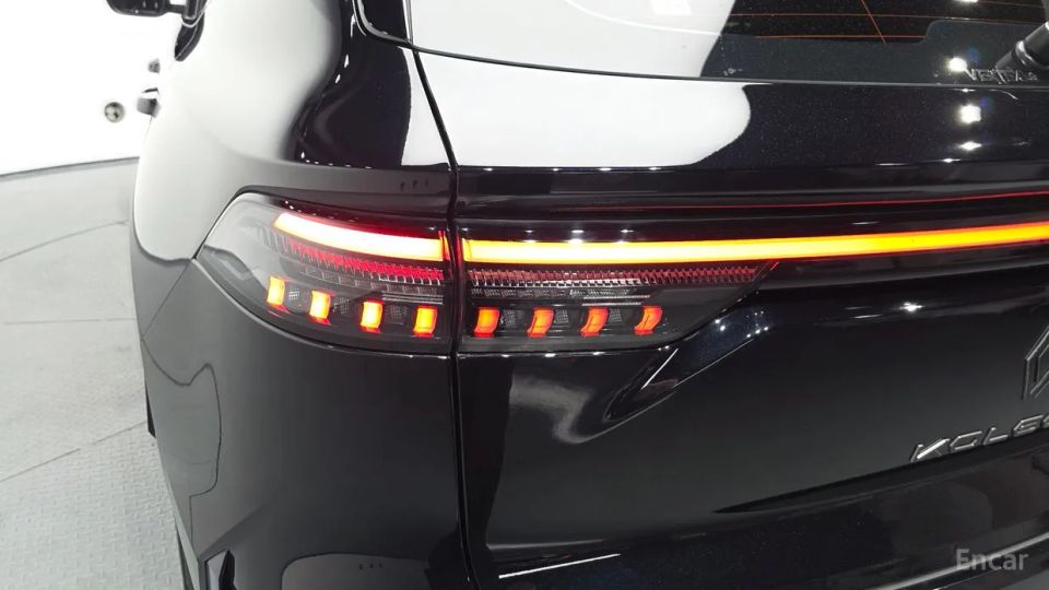 Renault-KoreaSamsung Grand Koleos