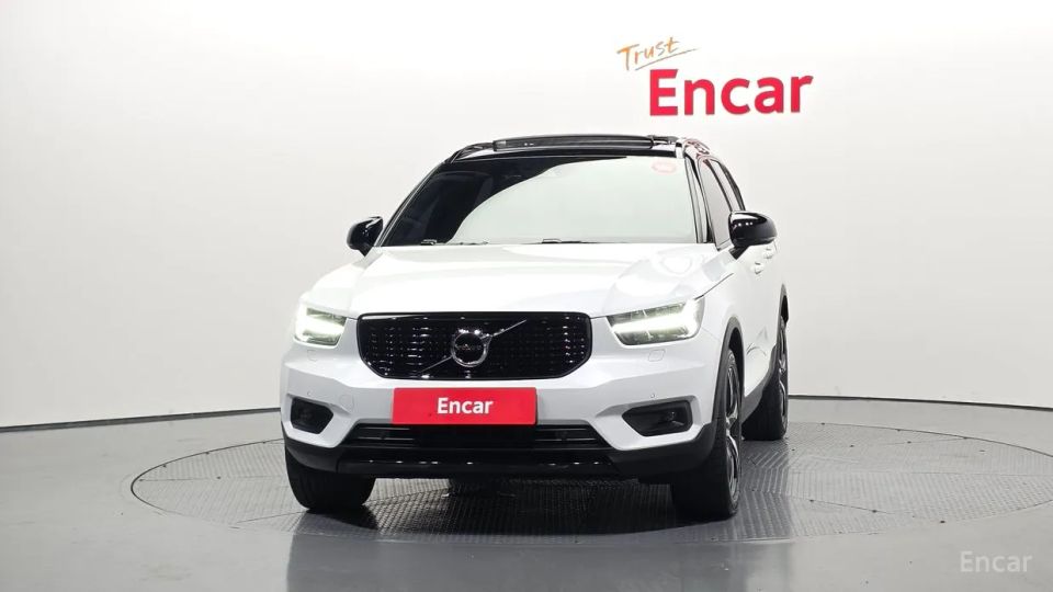 Volvo XC40