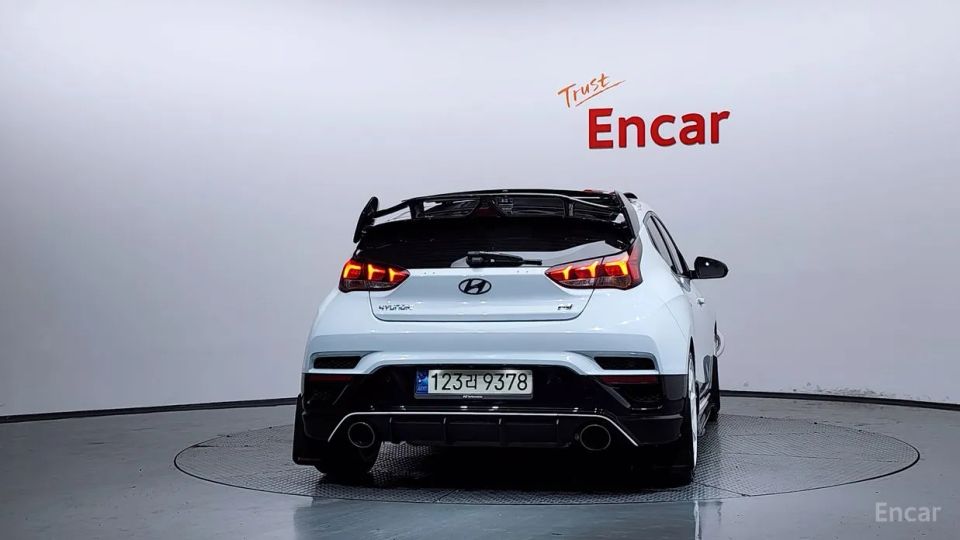 Hyundai Veloster