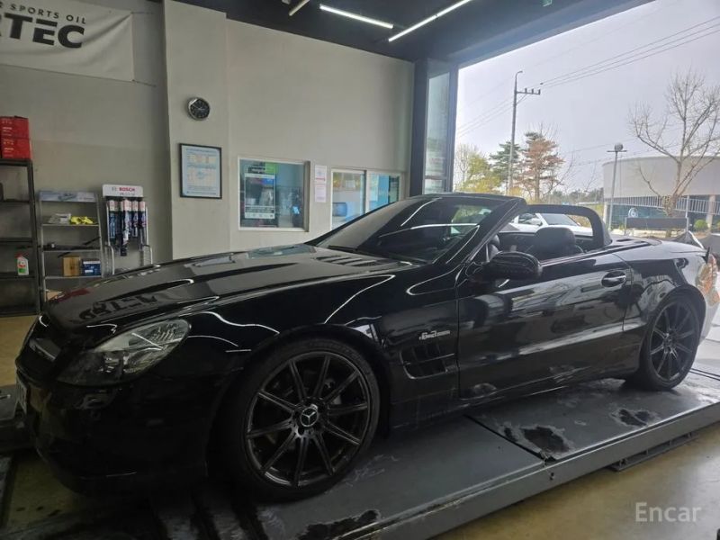 Mercedes-Benz SL-Class