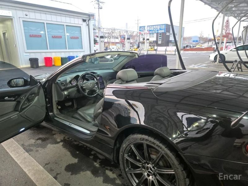 Mercedes-Benz SL-Class