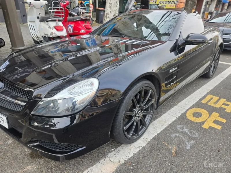 Mercedes-Benz SL-Class