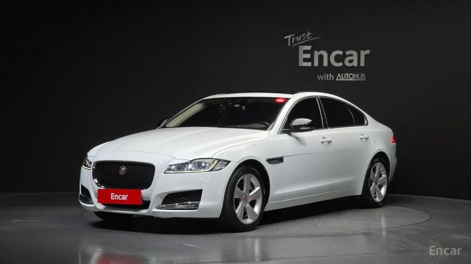 Jaguar xf