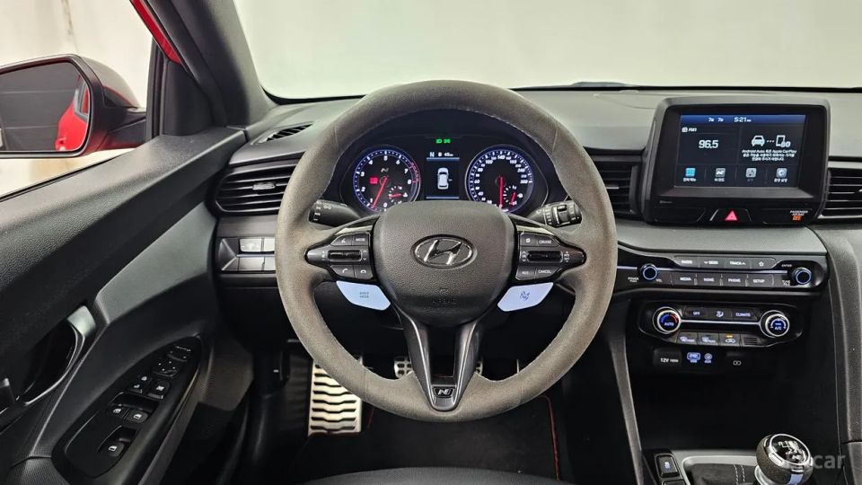 Hyundai Veloster