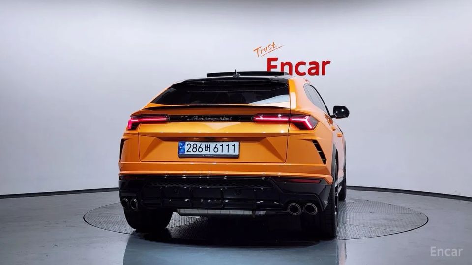 Lamborghini urus