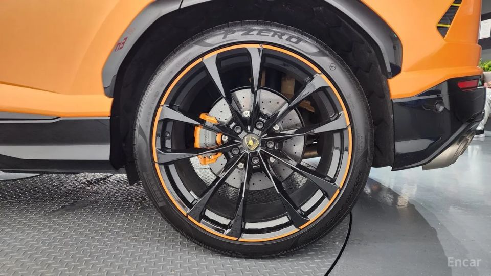 Lamborghini urus