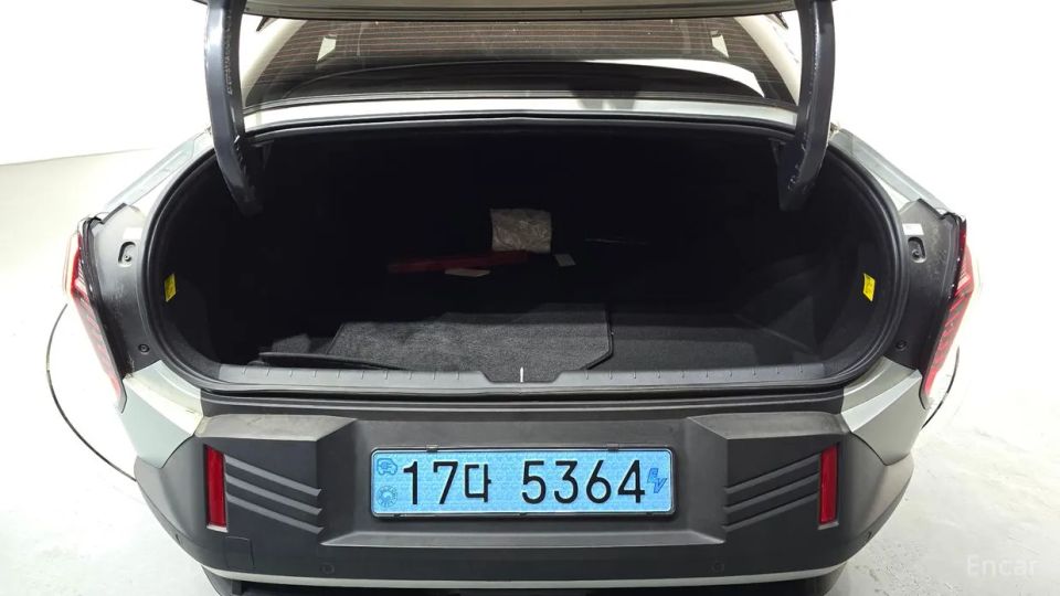Kia EV4