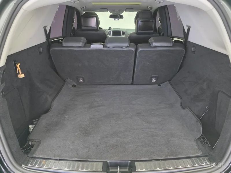 Mercedes-Benz M-class