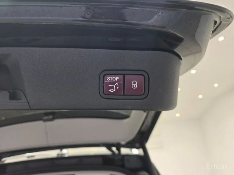 Mercedes-Benz M-class
