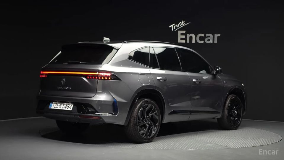 Renault-KoreaSamsung Grand Koleos
