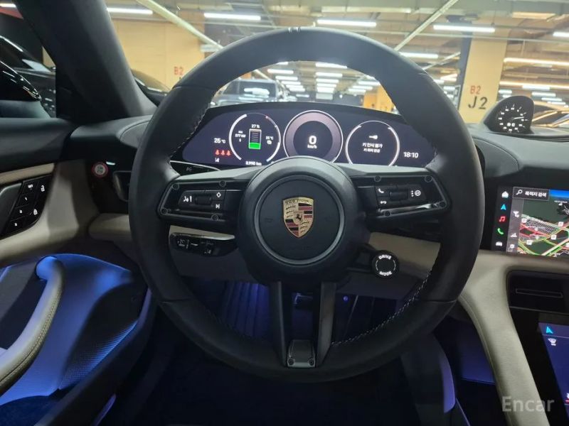 Porsche Taycan