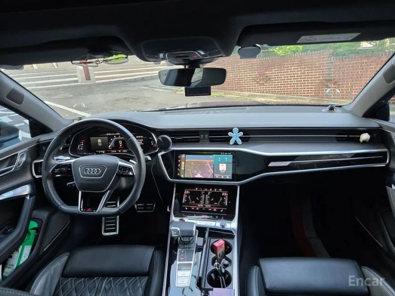 Audi S7