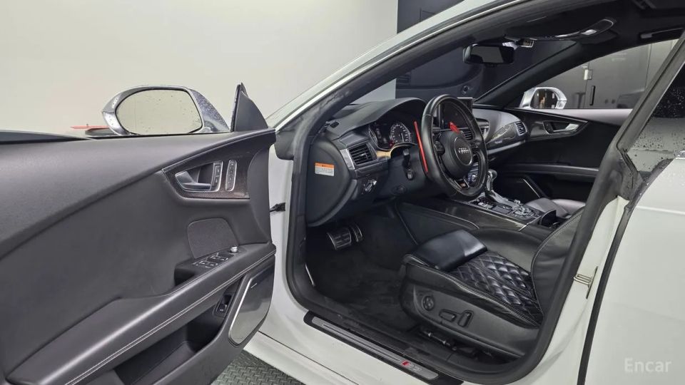 Audi S7
