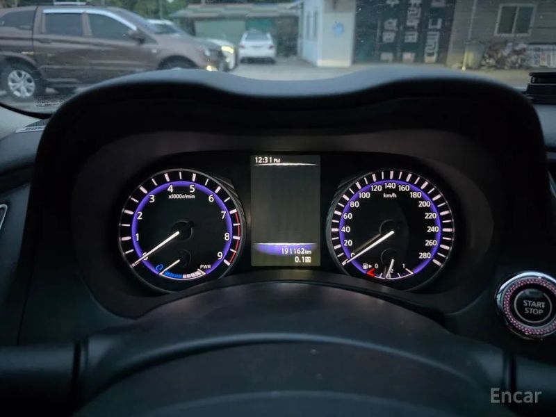 Infiniti Q50