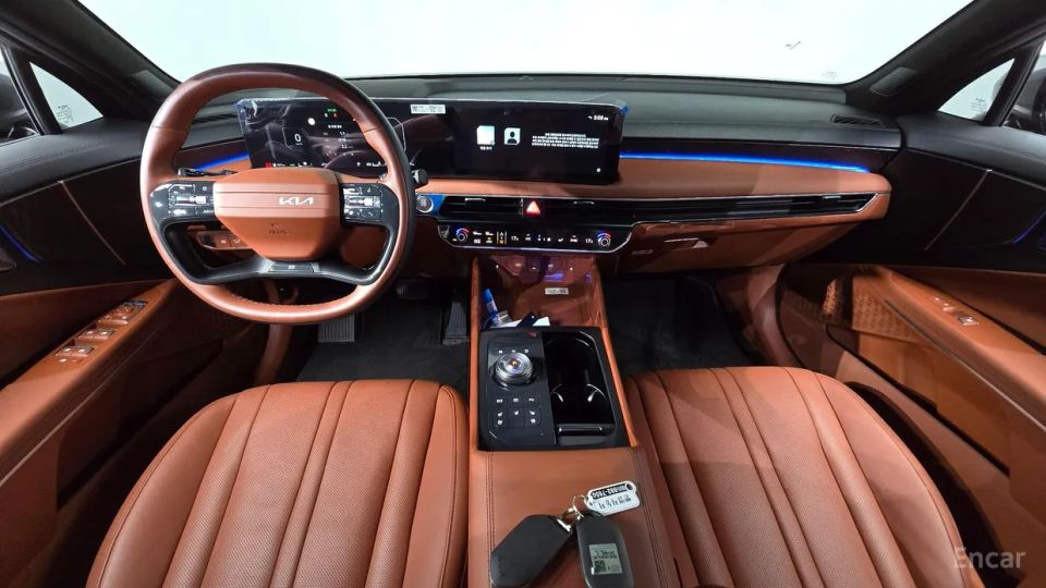 Kia K8