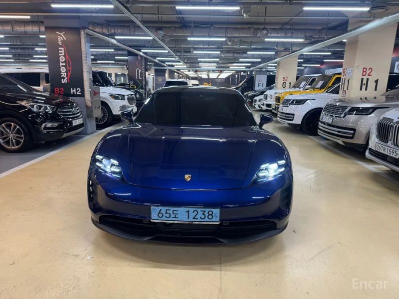 Porsche Taycan