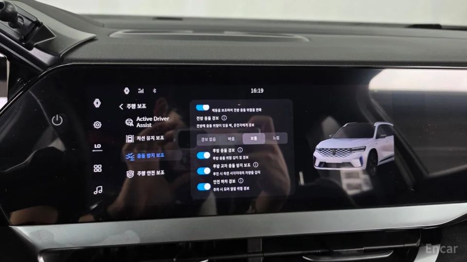 Renault-KoreaSamsung Grand Koleos