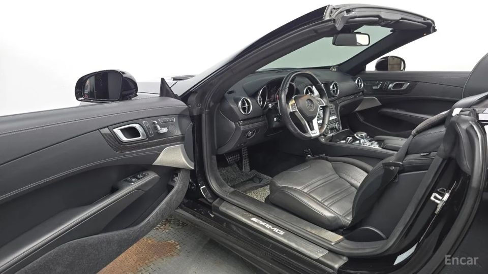 Mercedes-Benz SL-Class