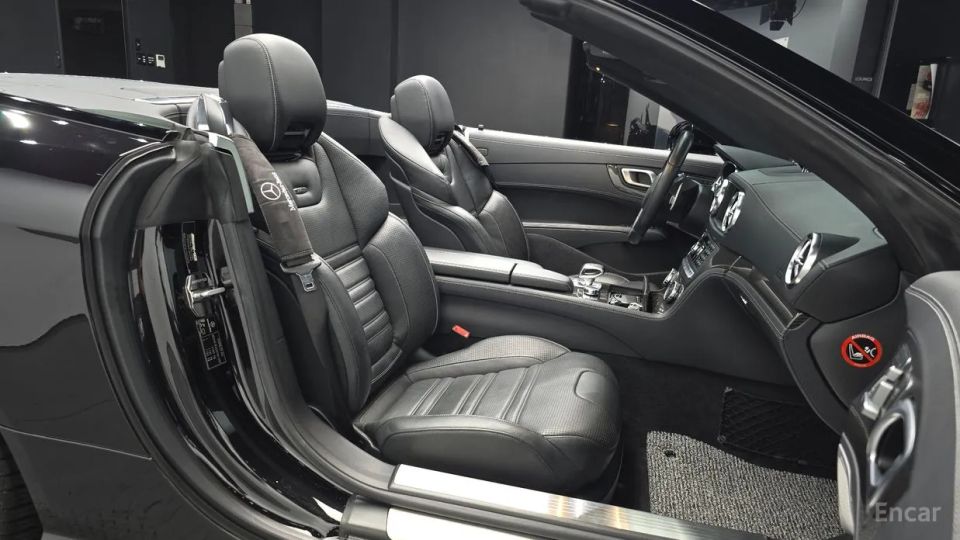Mercedes-Benz SL-Class