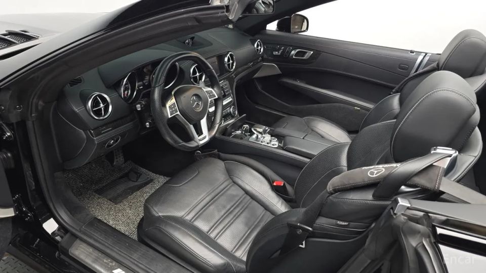 Mercedes-Benz SL-Class