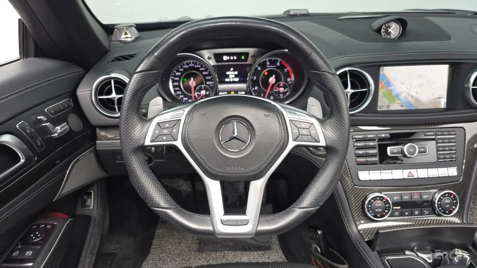 Mercedes-Benz SL-Class
