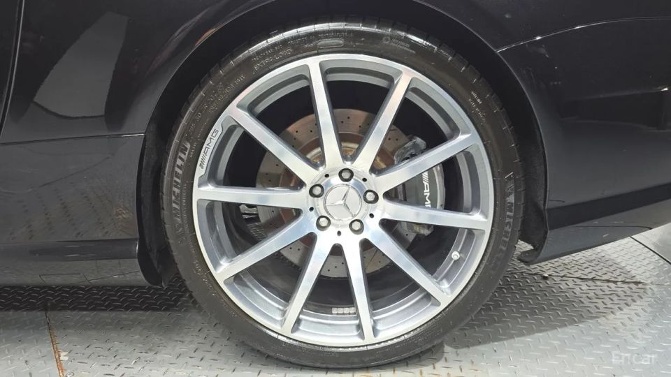 Mercedes-Benz SL-Class