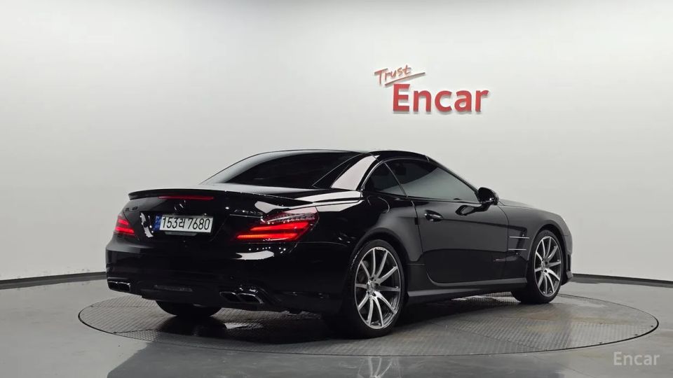Mercedes-Benz SL-Class