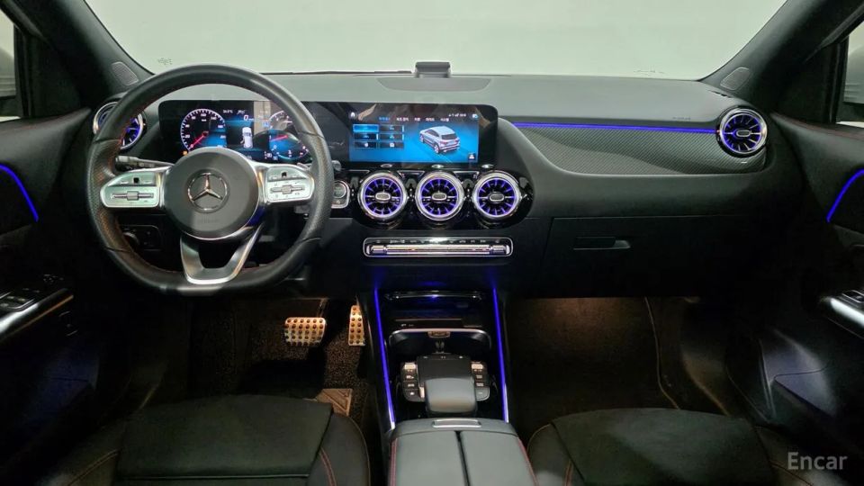 Mercedes-Benz GLA-Class