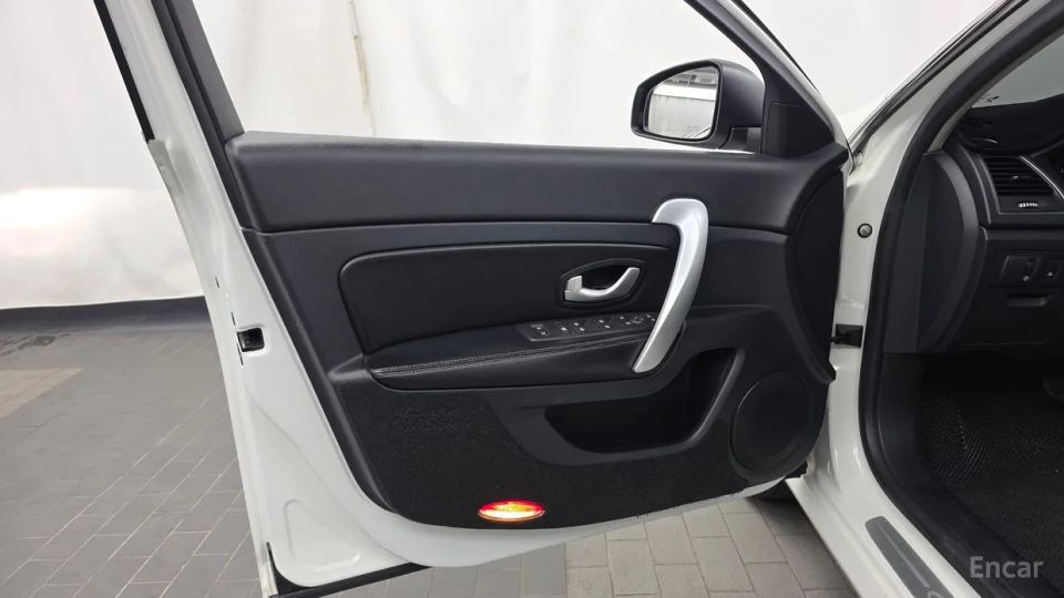 Renault-KoreaSamsung SM5