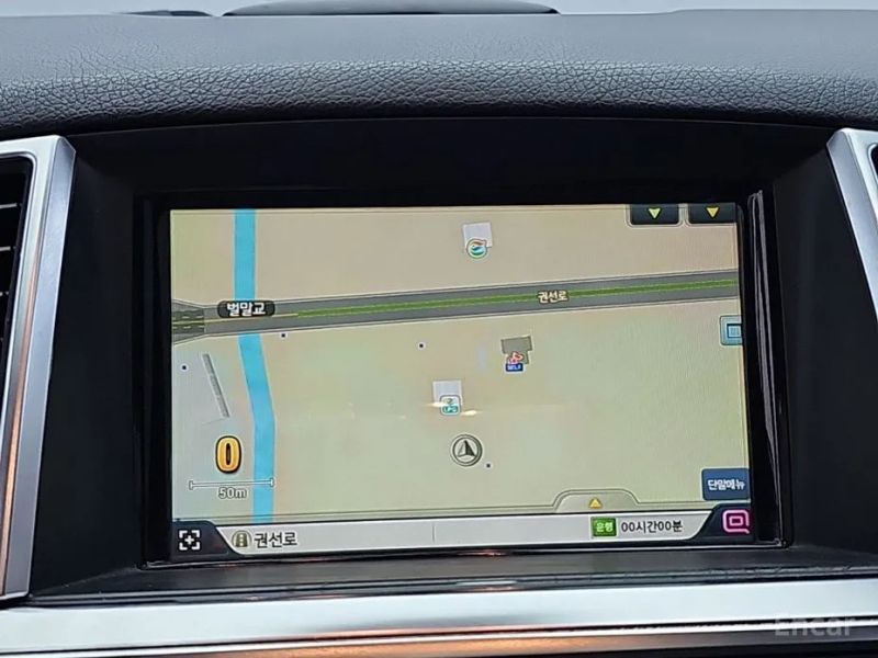Mercedes-Benz M-class
