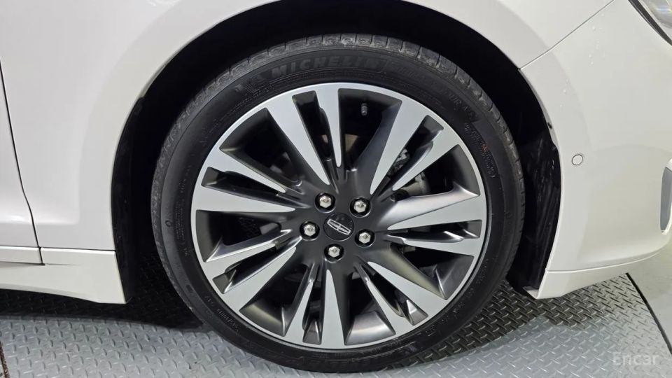 Lincoln MKZ