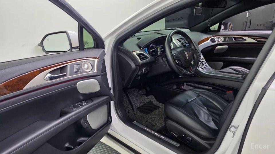 Lincoln MKZ
