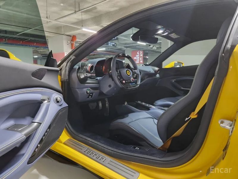 Ferrari F8