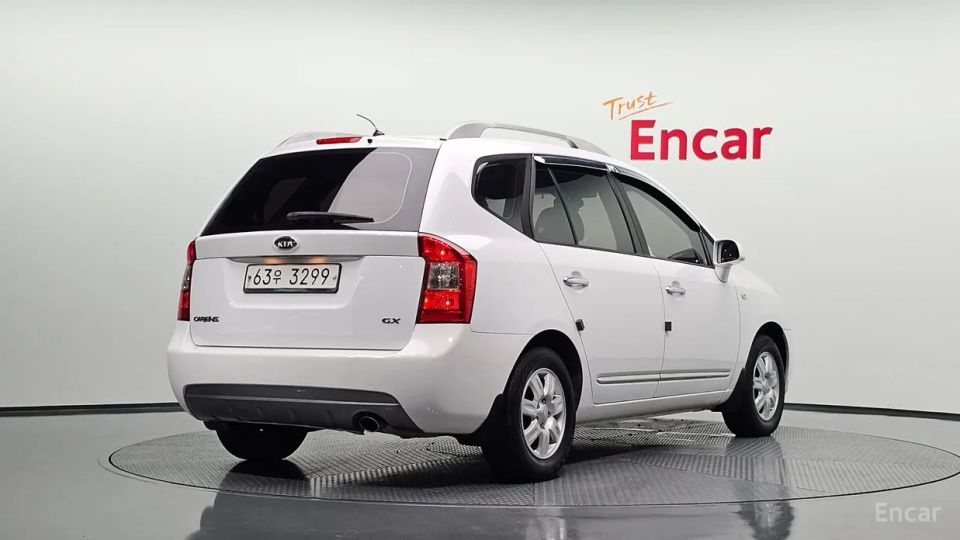 Kia Carens