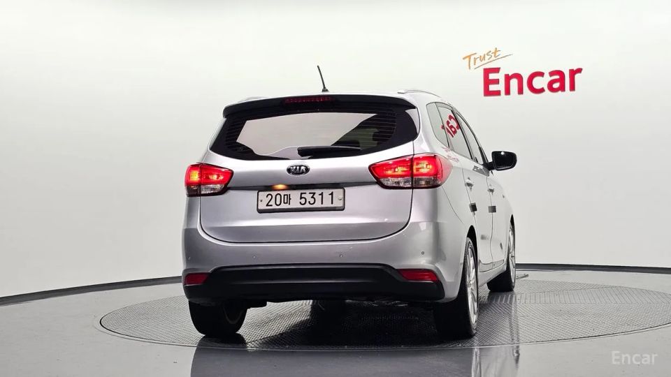 Kia Carens