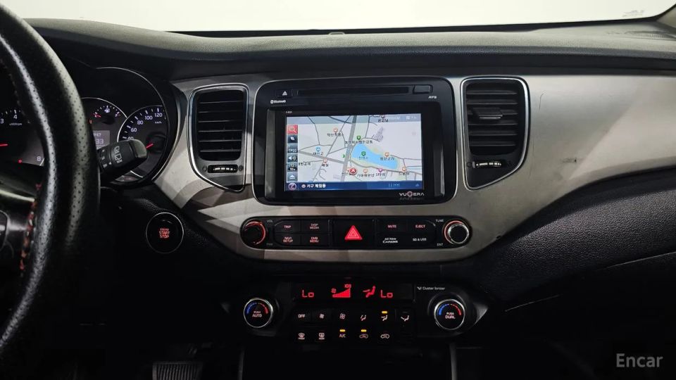Kia Carens
