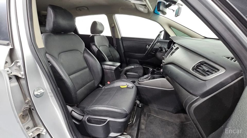 Kia Carens