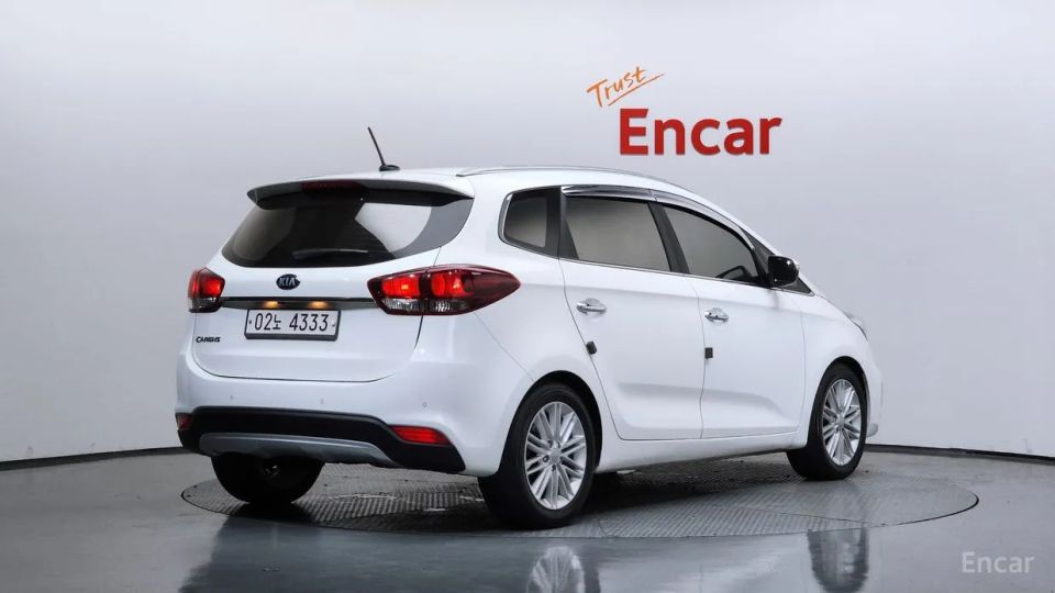 Kia Carens