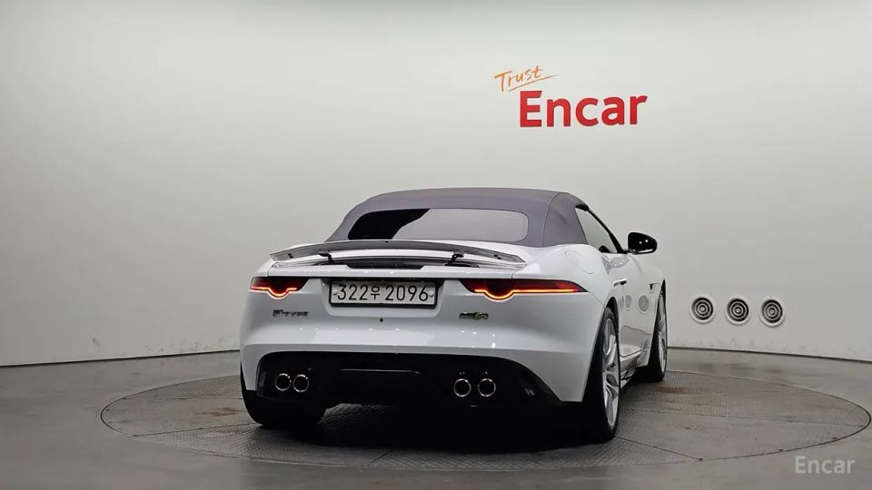 Jaguar F-TYPE